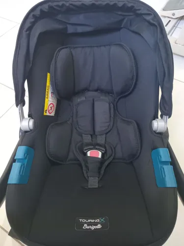 Bebê conforto Burigoto