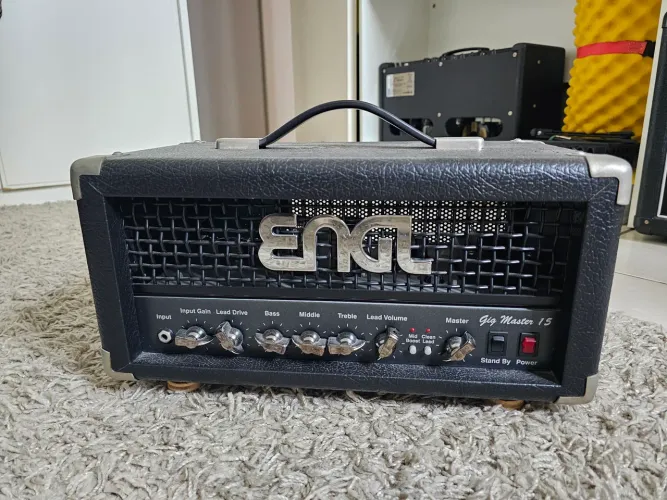 Cabeçote amplificador engl gig master 15, 15w 110v. Valvulado