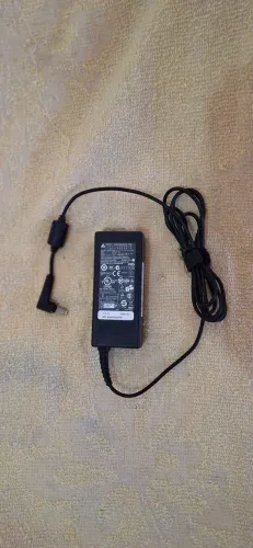 Fonte Carregador Notebook Delta Electronics 19V 3.42A 65W ? Modelo ADP-65JH DB Original