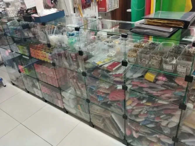 Vendo Balcão de Vidro