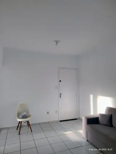 ALUGO APARTAMENTO SEMI MOBILIADO COND. SOLAR DA ILHA