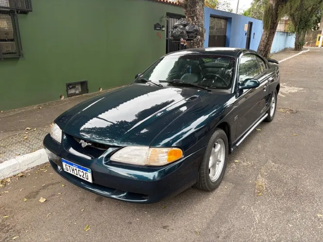 Ford Mustang GT V8 1995