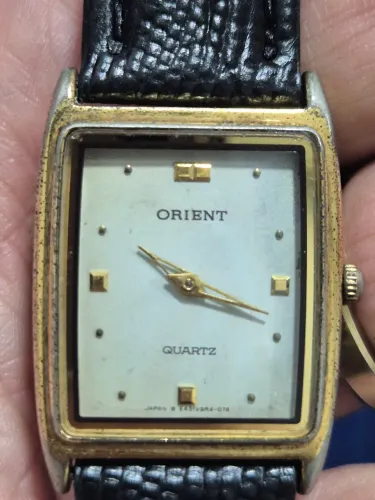 Relógio ORIENT TANK À QUARTZ VINTAGE - FUNCIONANDO