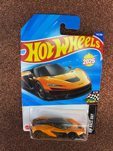 Hot Wheels + brinde (leia o anúncio)