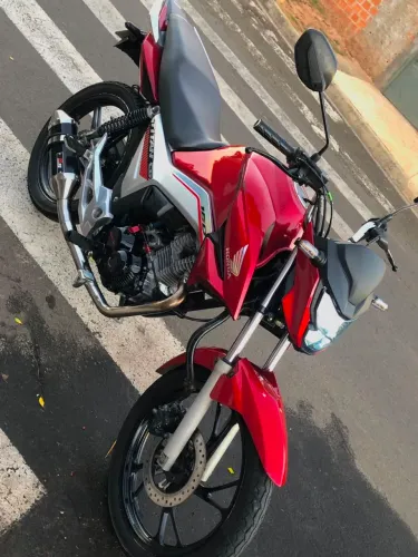 TITAN 160 TROCO POR CARRO