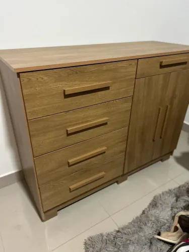 Cômoda com sapateira nova 