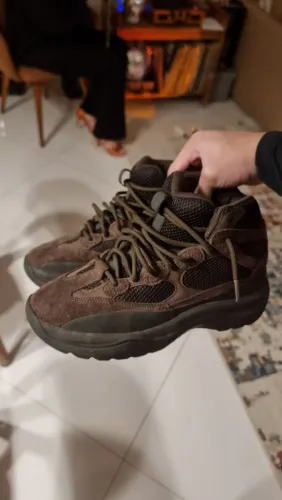 ADIDAS YEEZY DESERT BOOT