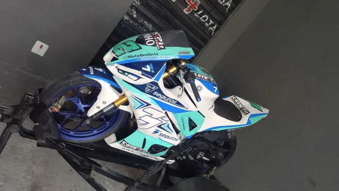 Yamaha r3 16 