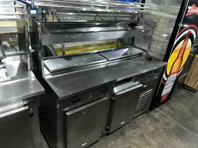 balcão com pista refrigerada para cubas e com prateleiras sob o tampo em inox -1,60mt