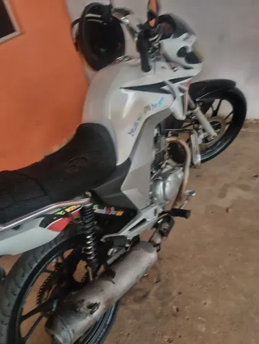 Titan 150 2014 montadinha