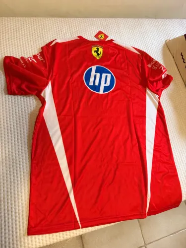 Camiseta Ferrari 2026