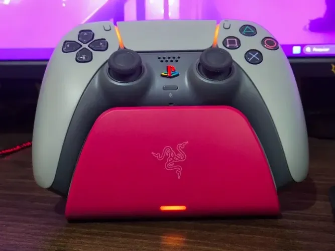 Suporte/Base de carregamento p/ Controle PS5 Razer Razer Quick Charging Stand