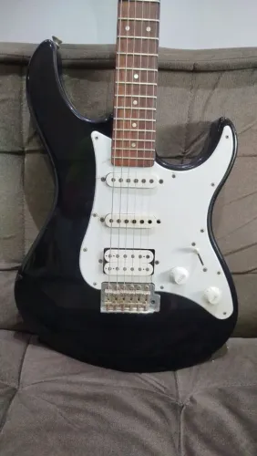 Guitarra Yamaha Pacífica 