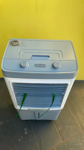 Climatizador Ventisol CLIN 60 Pro 60 Litros 127V Usado