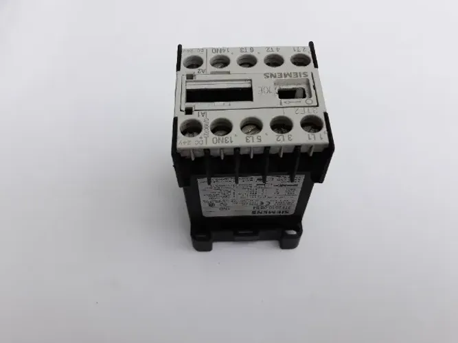 SIEMENS CONTACTOR 3TF2001-0BB4 24V