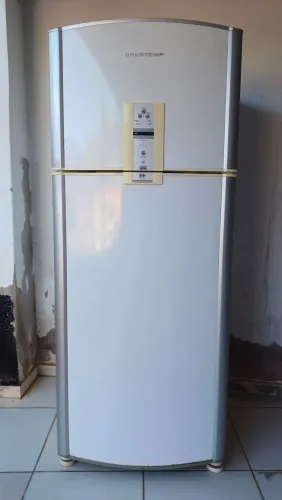 Vende Geladeira Brastemp BRM47B