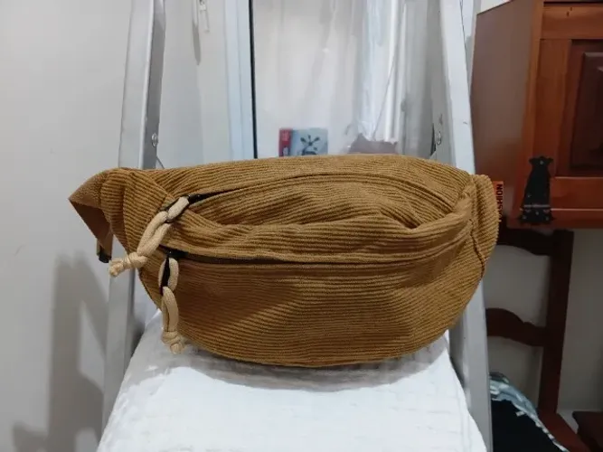 Vendo pochete nova lindíssima 