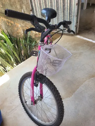 BICICLETA ARO 20 ROSA IMPECÁVEL!