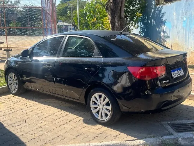 Kia Motors Cerato 1.6 16V Mec. 2011