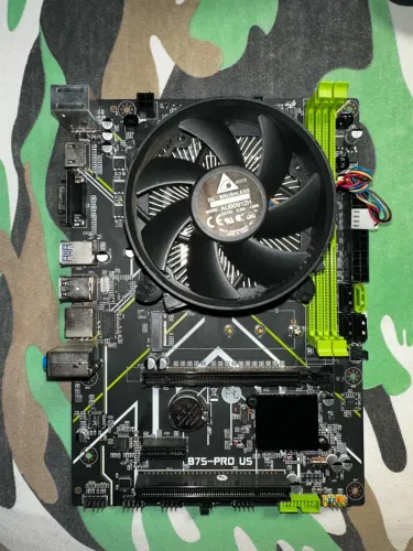 Placa Mãe Machinist B75-PRO US + processador I3 - 2ª
