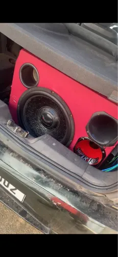 Som automotivo