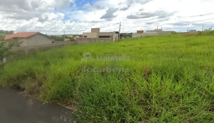 Residencial Colina Azul terreno de 200m² aceita financiamento