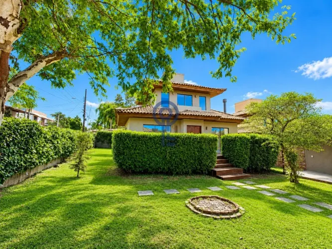 Casa 2 dormitórios no Rio Tavares