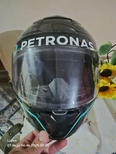 Capacete peels