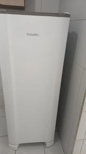 GELADEIRA ESMALTEC
