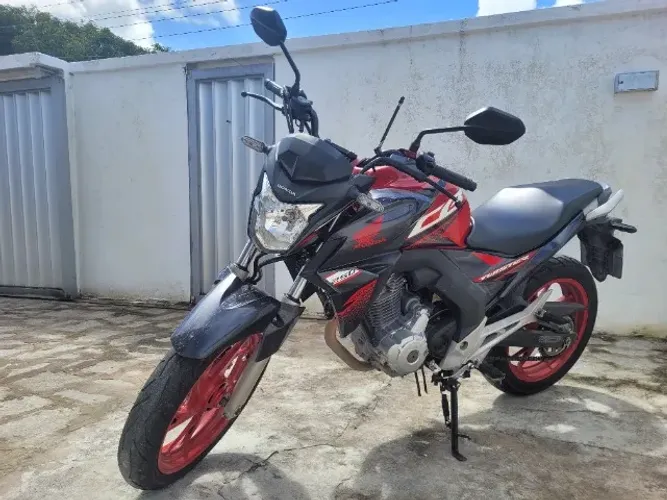 Honda cb 250 Twister de garagem, apenas 25000 km