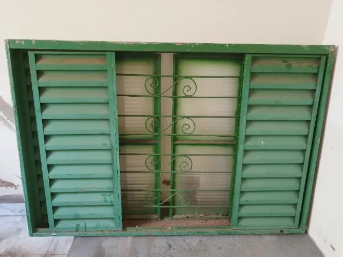 Veneziana usada