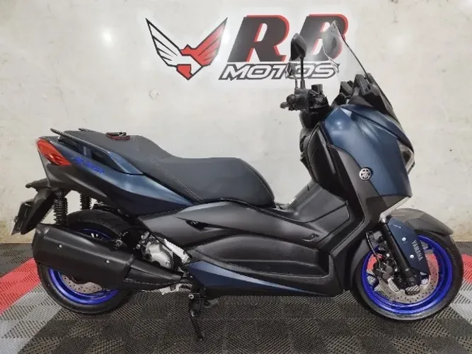 X MAX 250 com Abs 2024 Azul Único Dono Com 6.000 Km ( Simplesmente igual a Zero )