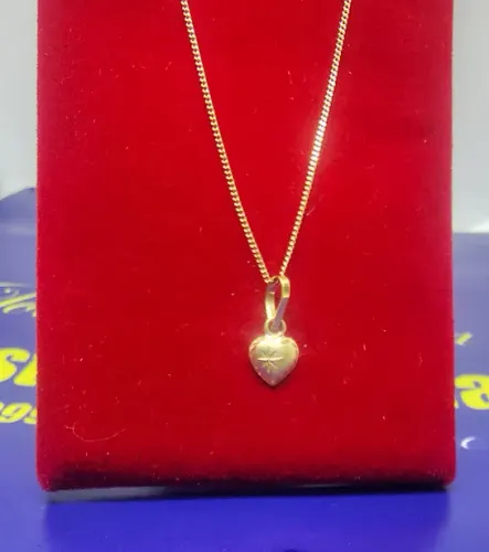 Corrente Com Coração Ouro 18 Kilates Cordão Peso 1.70 Gramas 56 Cm Fio 0.5 mm Coração