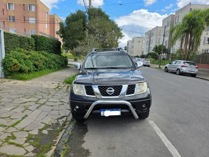 Nissan Frontier LE CD 4X4 2.5 TB Diesel Mec. 2009