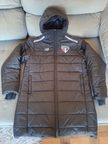 Parka preta Spfc New Balance  