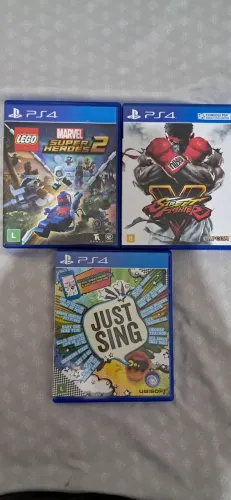 Lote 3 jogos PS4: Street Fighter V, Lego  Marvel Super Heroes 2 e Just Sing