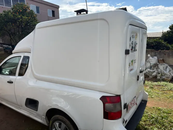 Capota de fibra alta para Montana