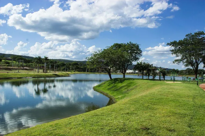 Lote no Condomínio Gran Royallle 600m²