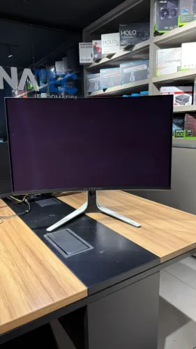 Monitor Gamer Curvo Alienware 32" 4K 240Hz QD-OLED - AW3225QF - Donatec Informática