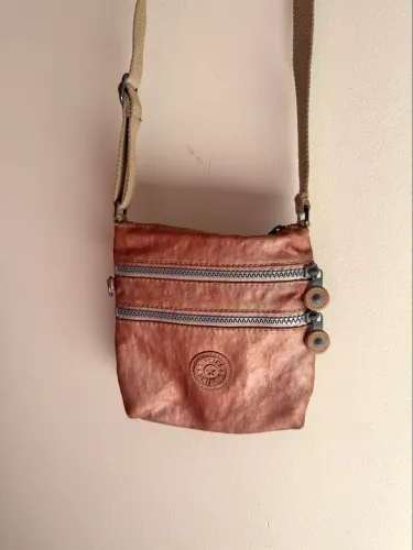 Bolsinha Kipling