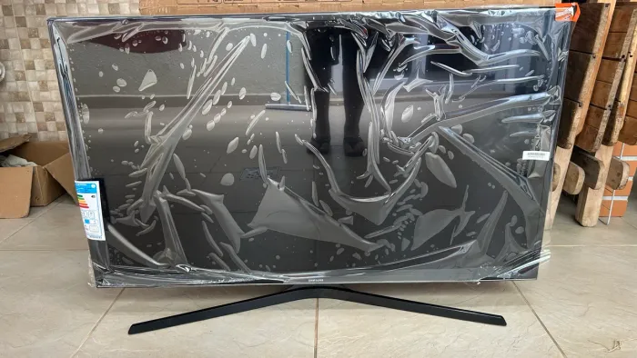 Smart tv Samsung 40 ?RETIRADA DE PEÇAS?