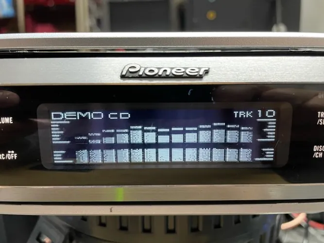 Cd radio auxiliar pioneer deh-p80rs das antigas profissional garabtia instalado