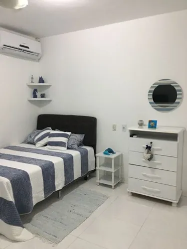 Alugo casa de praia  ~~Itapõa barra do saí SC.