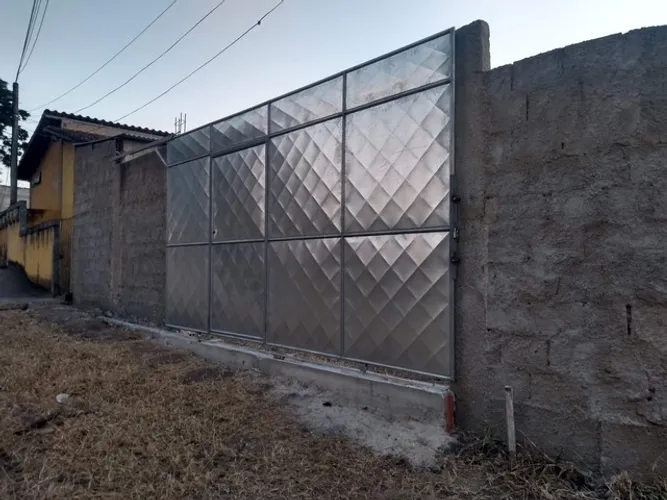Terreno Santo Antônio Av 02<br>Alugo Terreno de Esquina - murado - Av 02