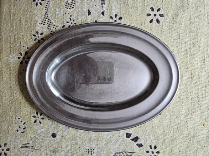 Bandeja de aço inox 25 x 18