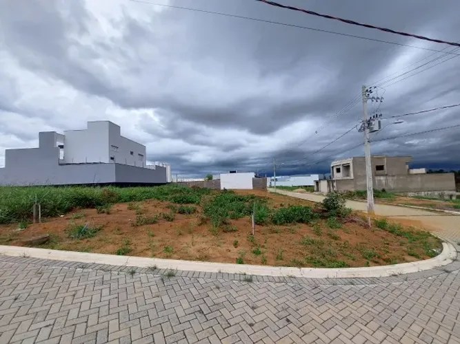 Vendo Lote com 436m² e excelente localização no loteamento Residencial Soma Alta Vista 