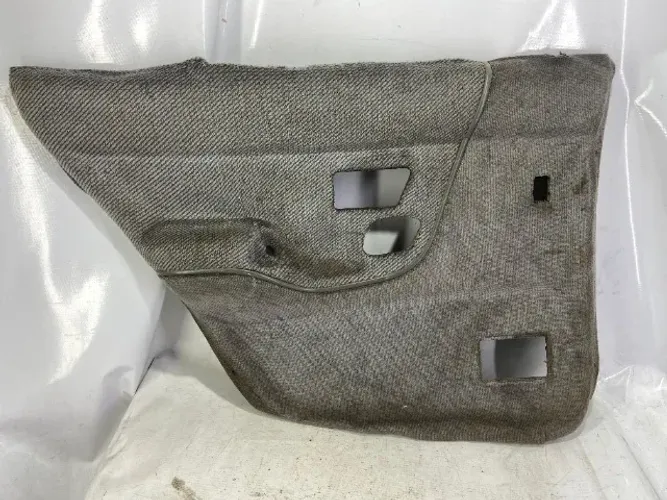 Forro Porta Traseira Esquerda Vw Santana/Quantum 92-97 Com Detalhes