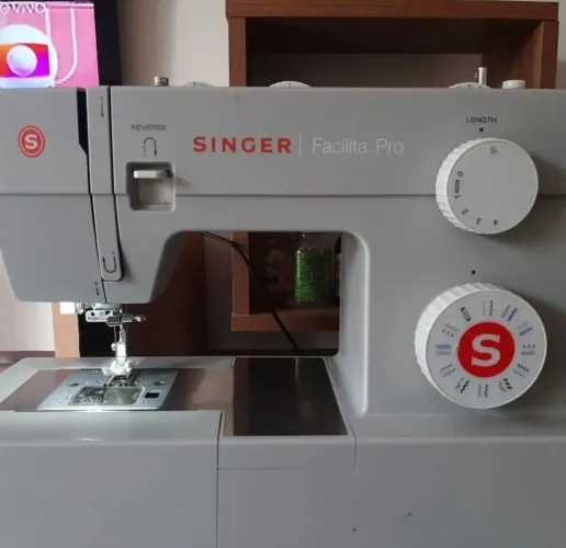 Máquina De Costura Singer Facilita Pro 4432