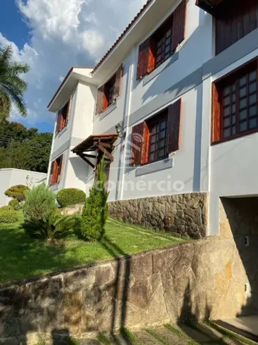 Casa em condomínio fechado à venda, Lavras/MG.