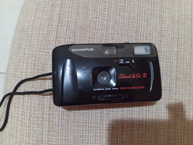 Câmera Olympus Shoot & Go R antiga